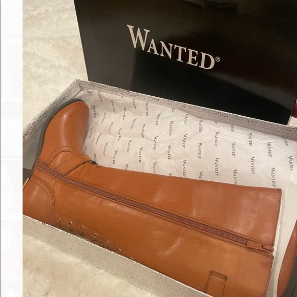 Lace up back knee high tan boots - Picture 4 of 6